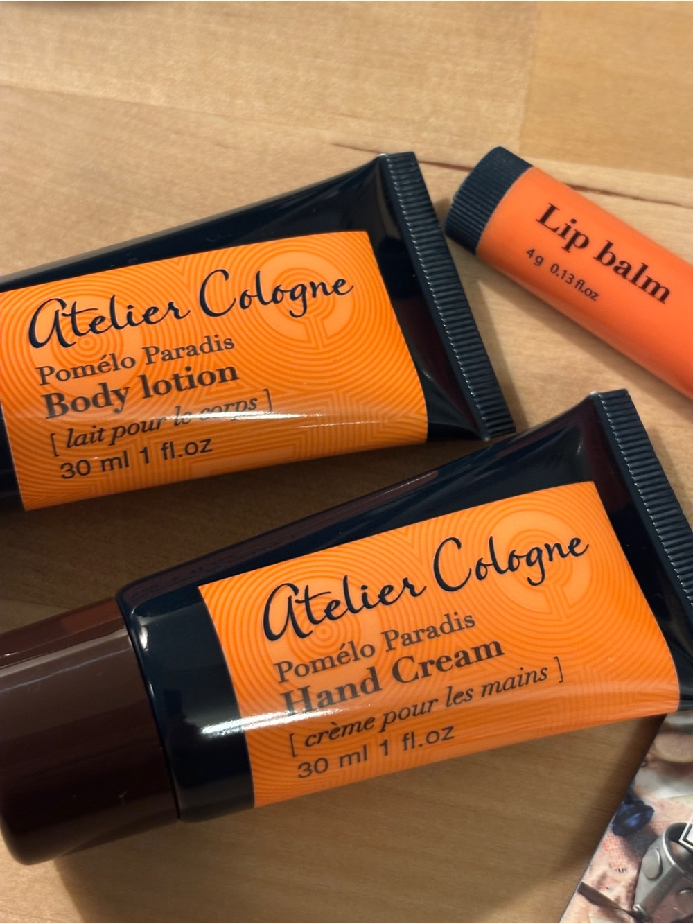 Atelier Cologne Pomelo Paradise Travel Size Set Hand Body Lip New - Picture 4 of 4